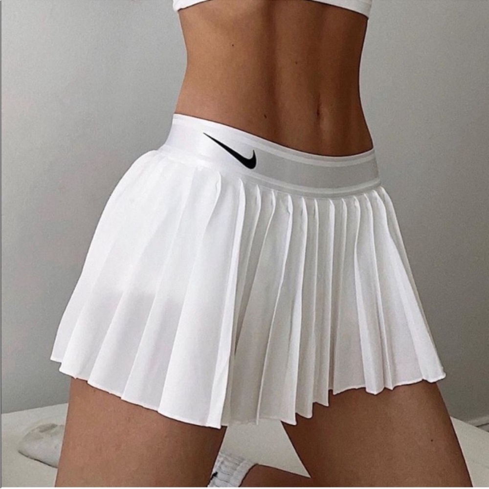 Nike White Court Victory Pleated Tennis Skirt